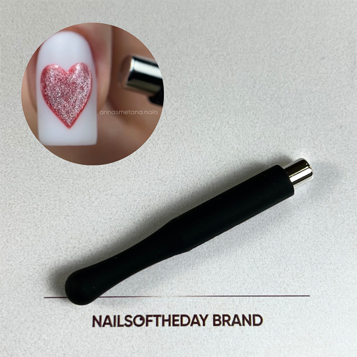 Магніт для дизайну нігтів  NAILSOFTHEDAY CAT Eye