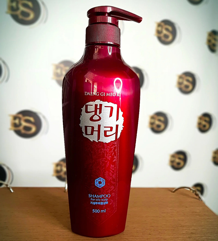 Шампунь для жирного волосся Daeng Gi Meo Ri Shampoo For Oil Scalp 500 мл